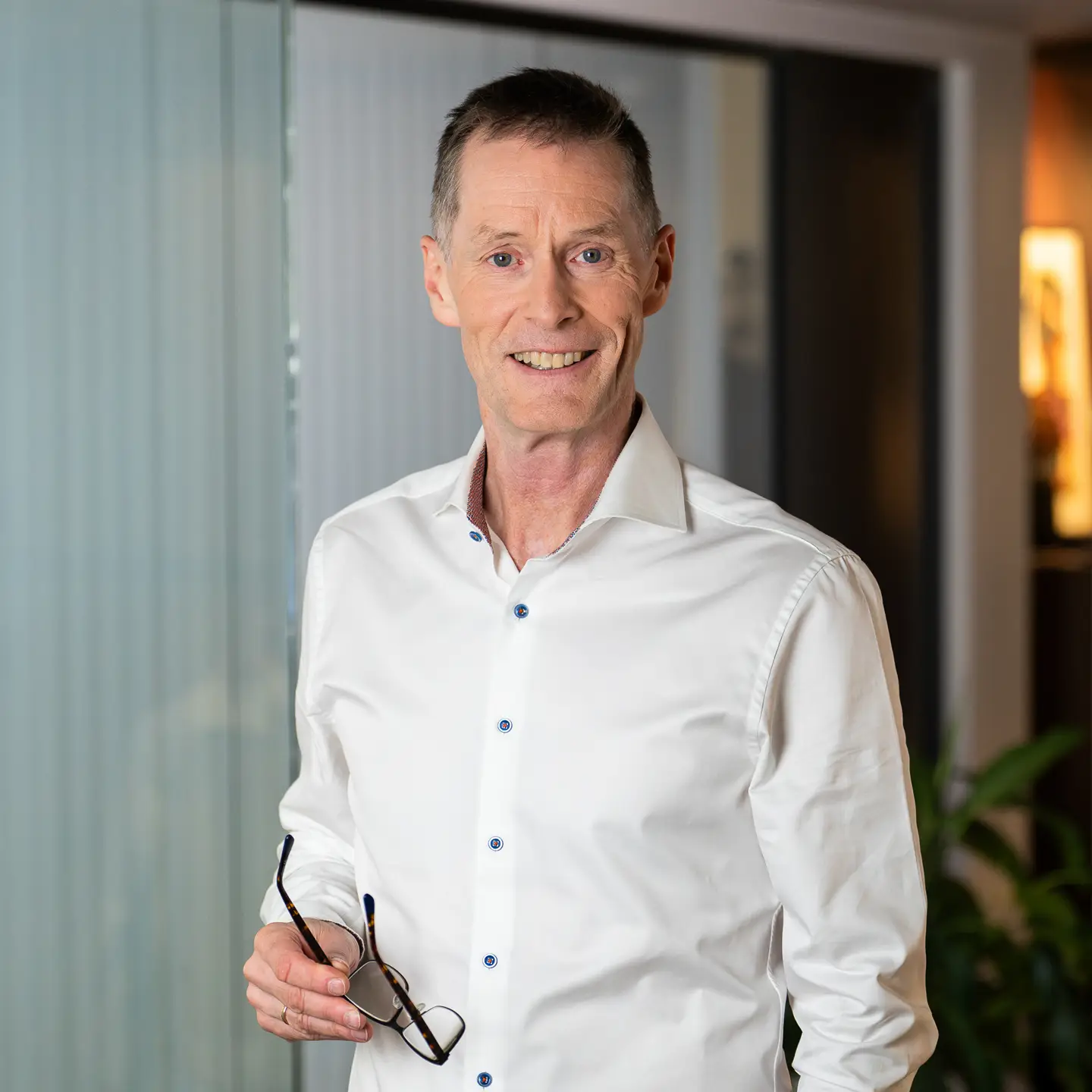 Dag%20Olav%20kvadratisk%202