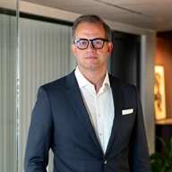 Magnus%20R%20kvadratisk%202